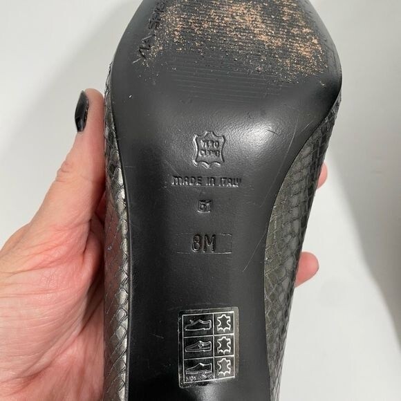 Via Spiga‎ Womens Pump Heels Metallic Leather Croc Almond Toe Size 8M - Picture 9 of 10